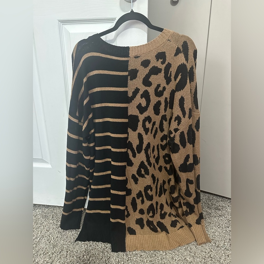 Chic Leopard and Stripe Sweater - Black and Tan - Picture 2 of 3
